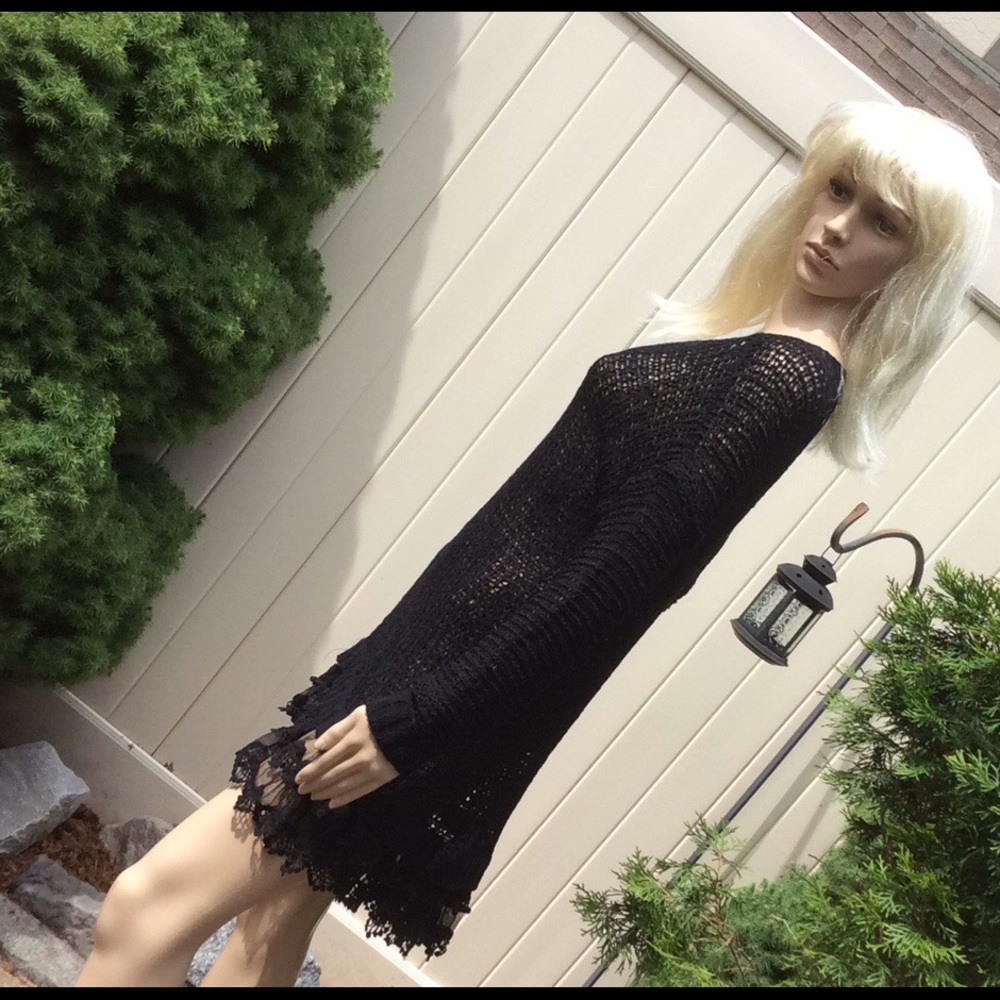 Crocheted coverup/tunic style top SZ S